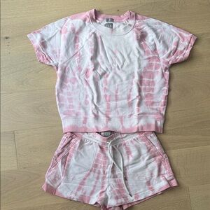 GAP Pink & White Tie-Dye Shorts and tshirt Set